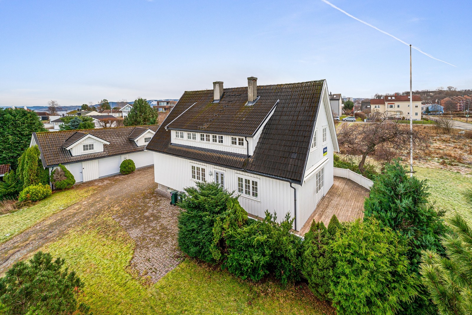 Eiendommen ble betydelig oppgradert i 2009, og består av fine og tidsriktige materialvalg. Galleribilde