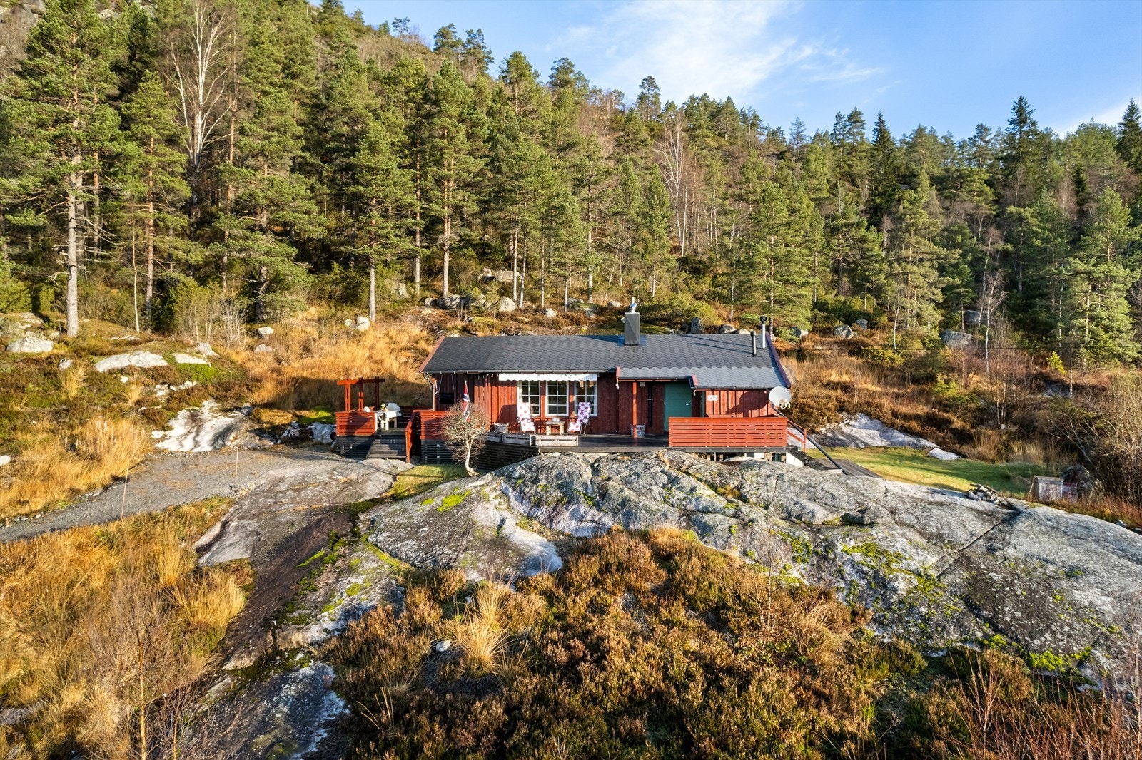 Usjenert og fin beliggenhet Galleribilde