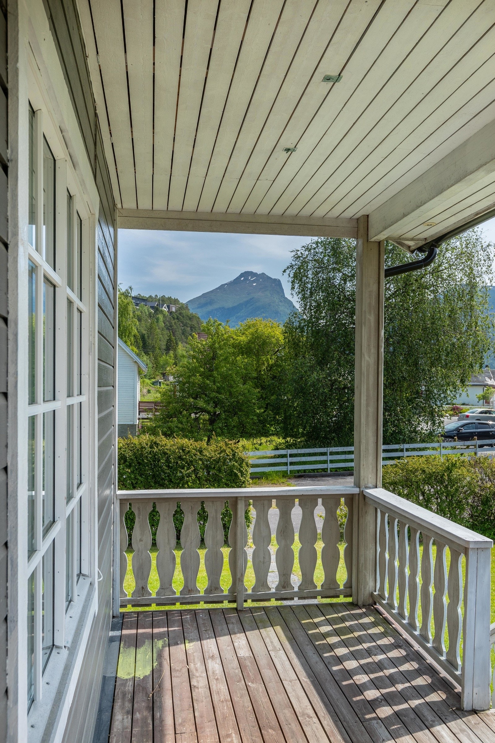 Frå terrasse Galleribilde