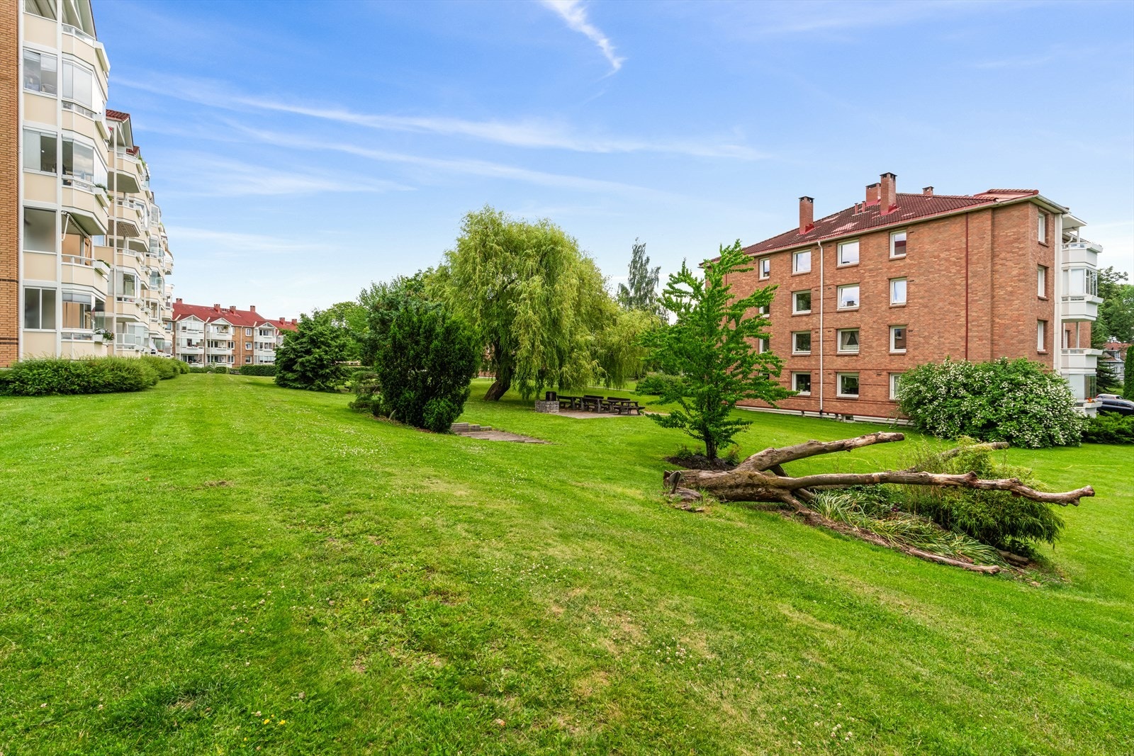 Området er barnevennlig med store friområder og lekeplasser. Galleribilde