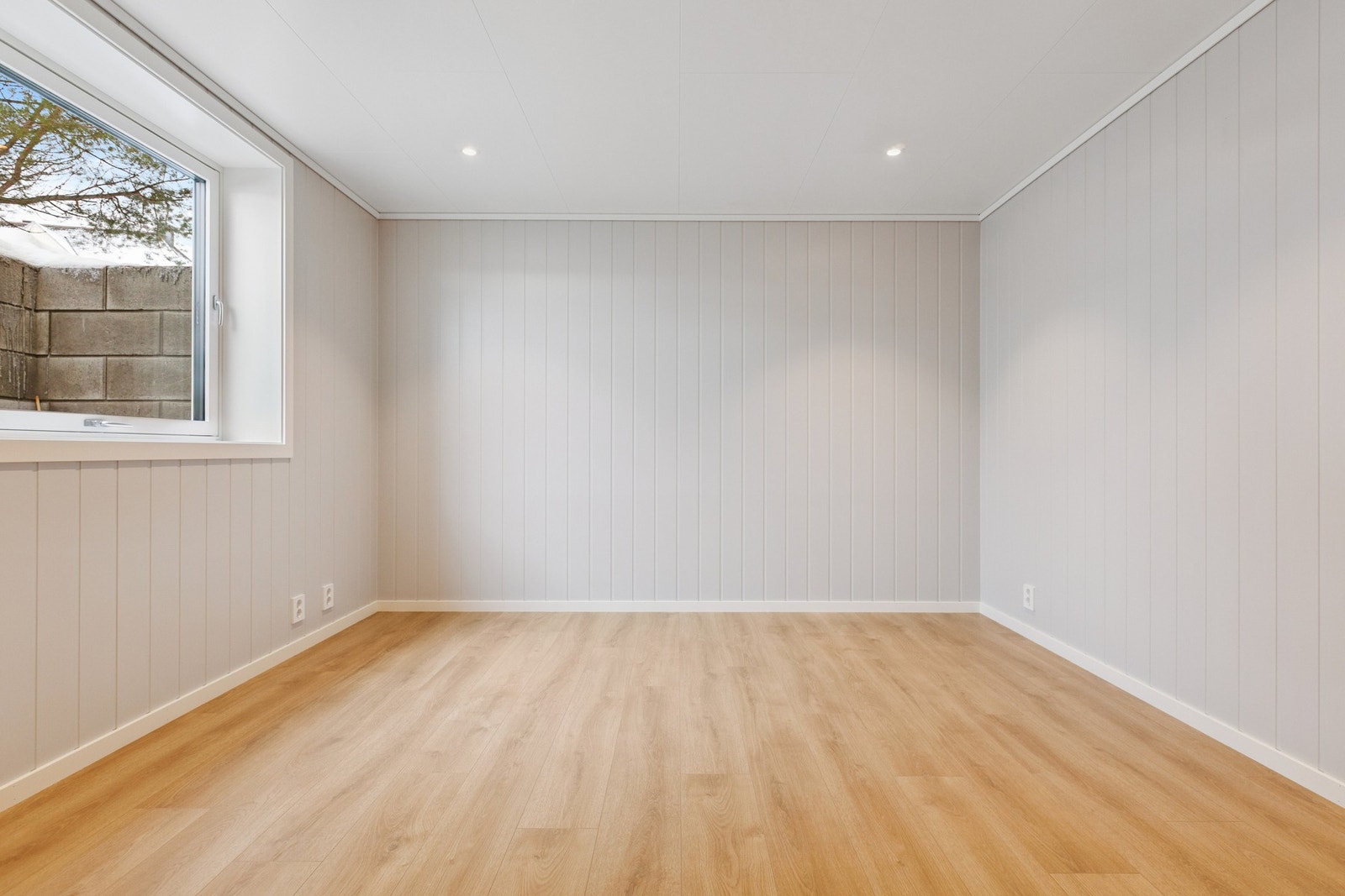 Stort soverom på 14,4 kvm. Galleribilde