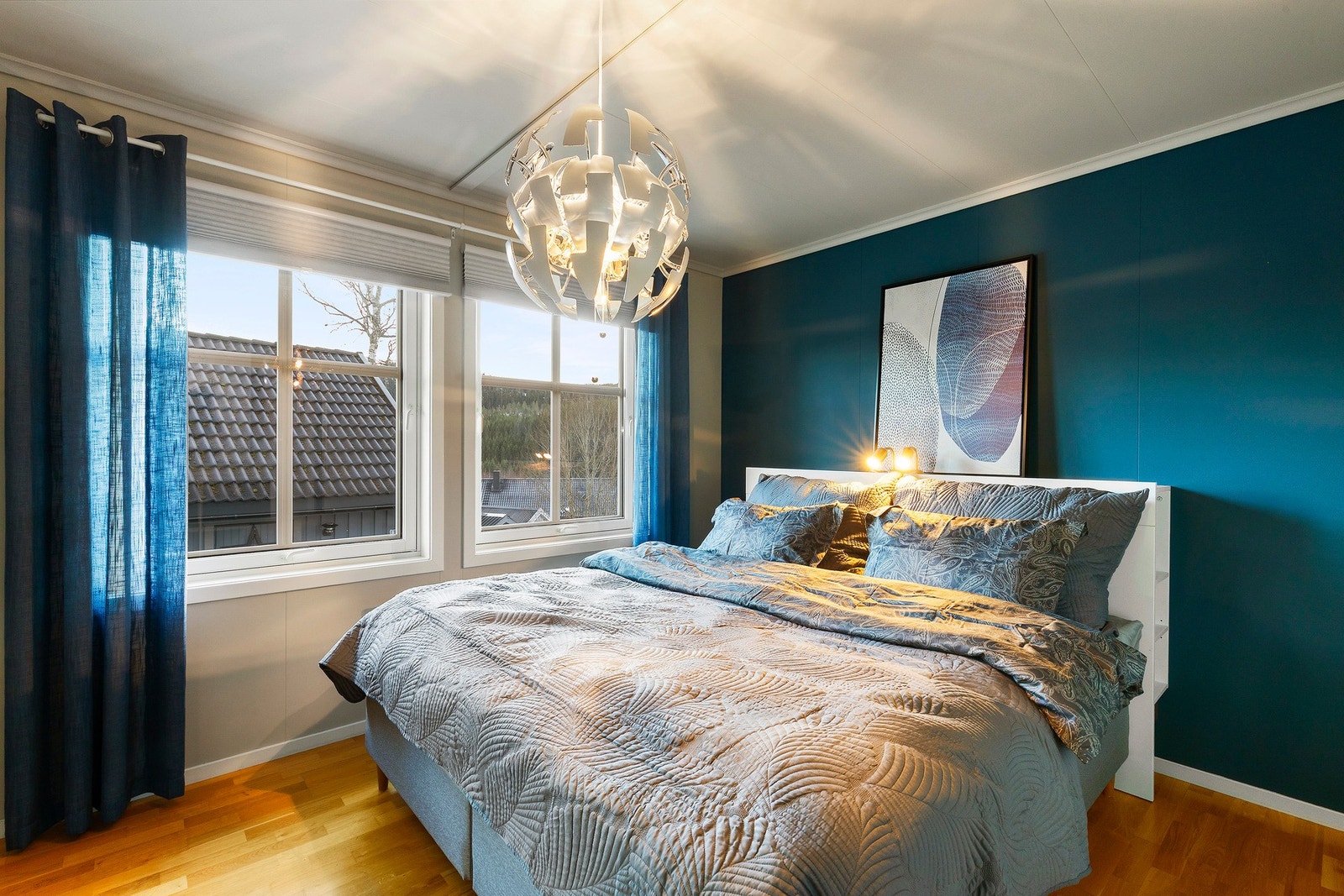 Romslig soverom i 1. etasje på 13 m². Galleribilde