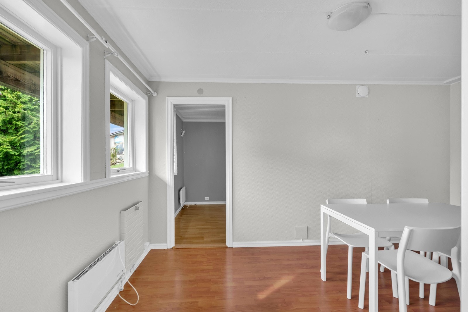 Stue 2 / spisestue Galleribilde