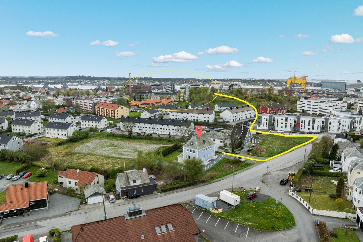 Området - Gul strek viser vei til sykehuset - 10min å gå til sentrum Galleribilde