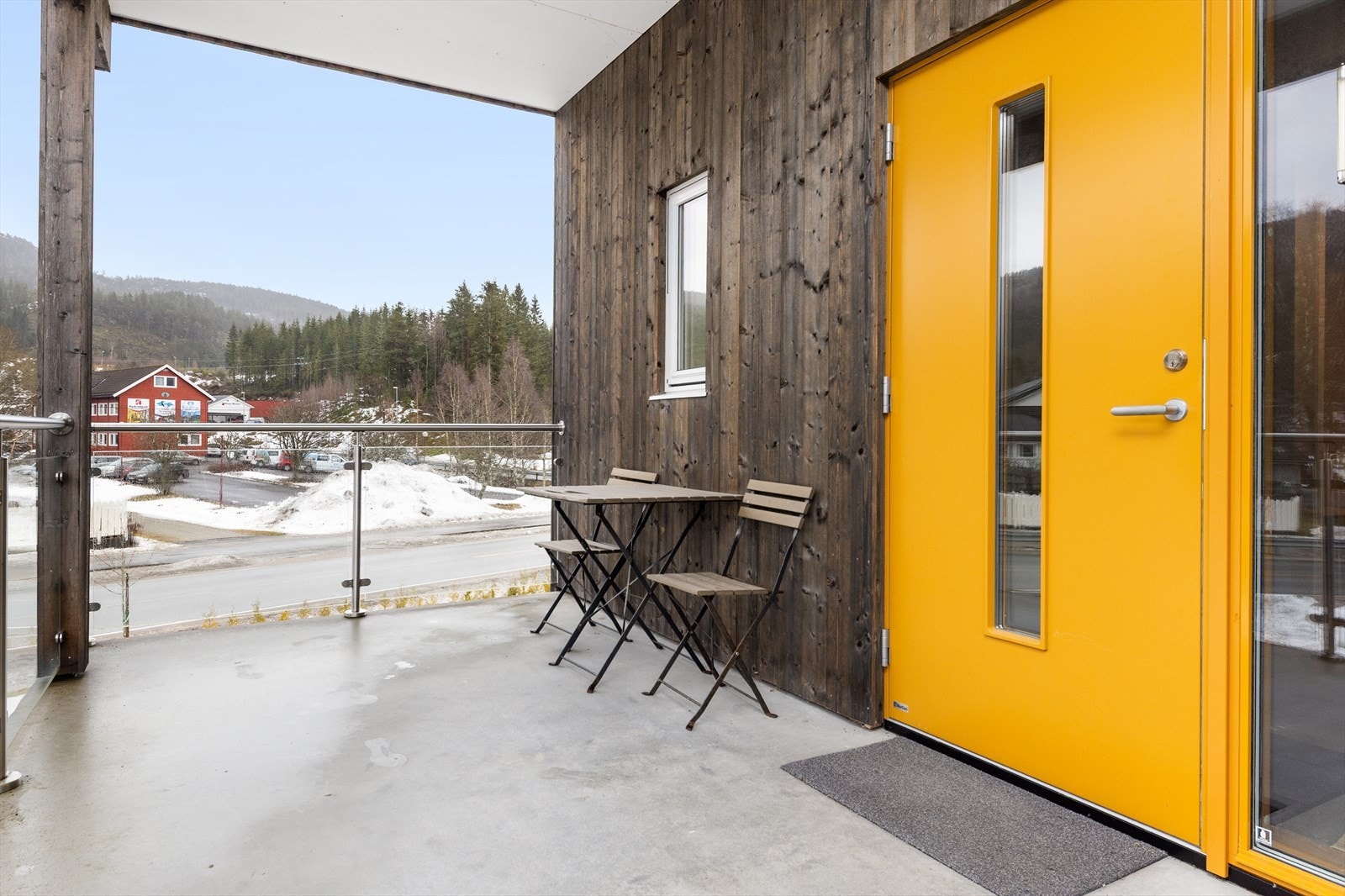 Inngangsparti. Galleribilde