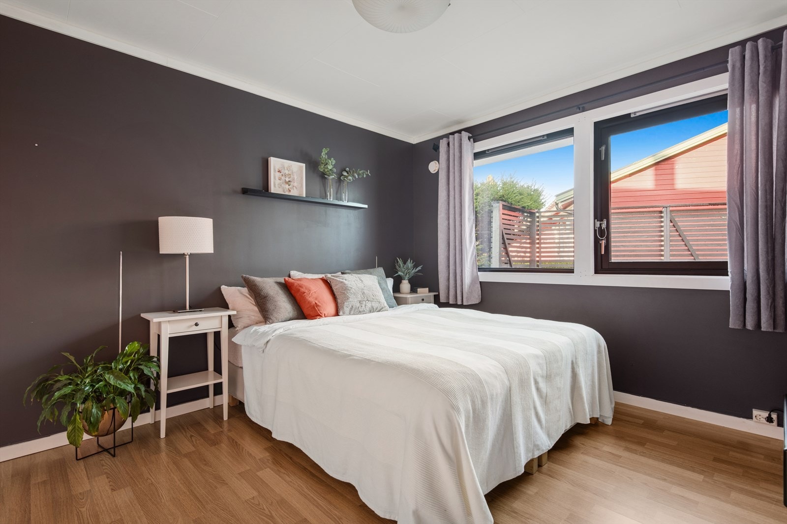 Boligen byr på tre gode soverom. Galleribilde