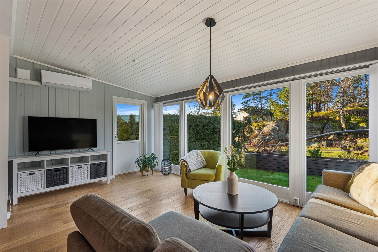 Lys og trivelig stue. Galleribilde