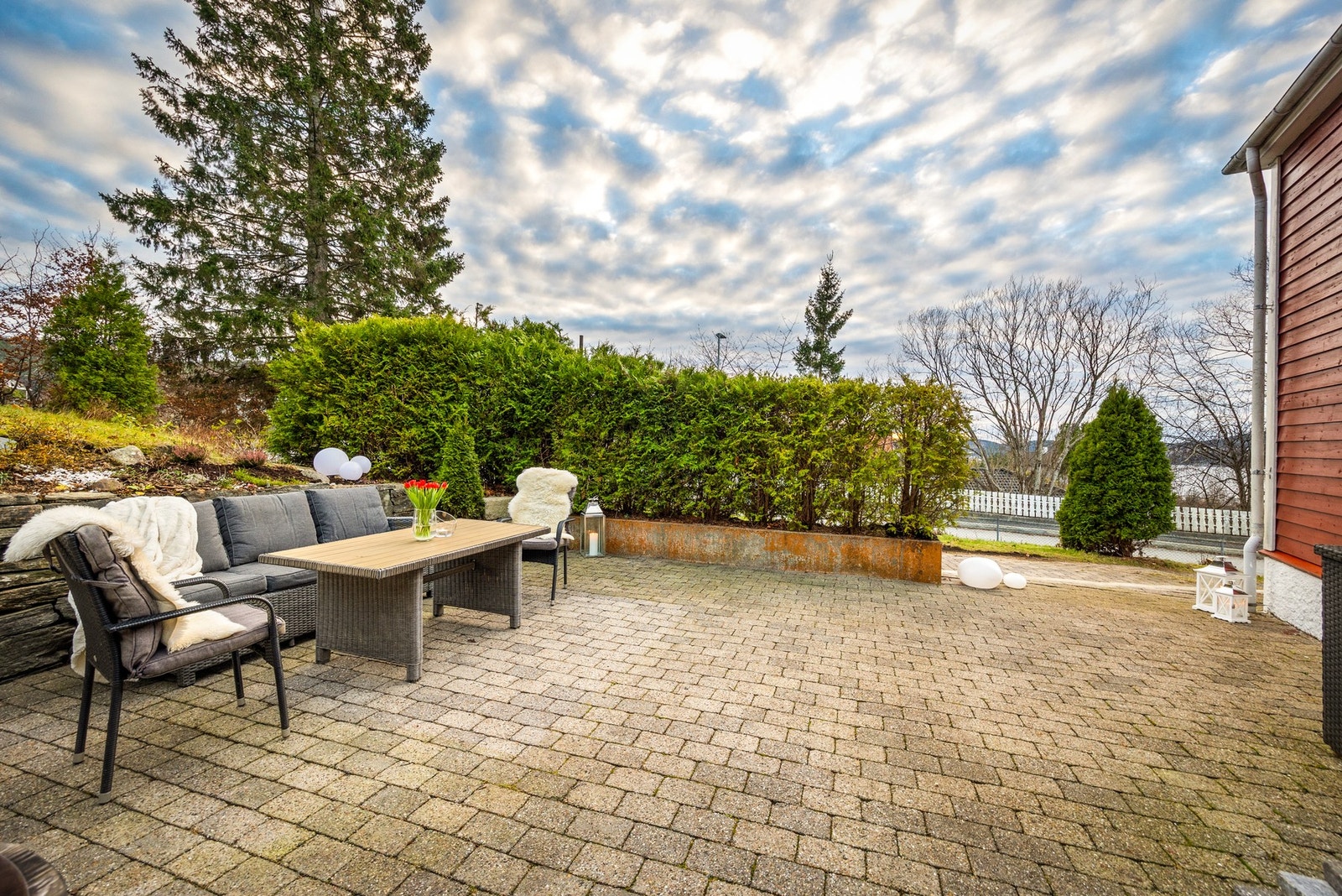 Velholdt og pene uteområder Galleribilde