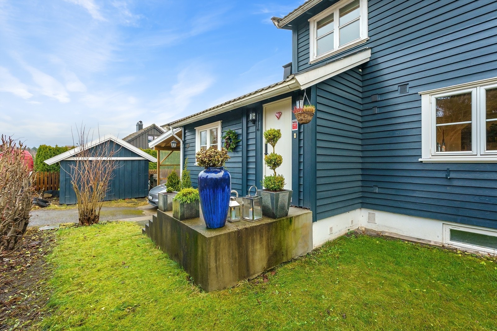 Boligen har en sentral og attraktiv beliggenhet med gangavstand til det meste. Galleribilde