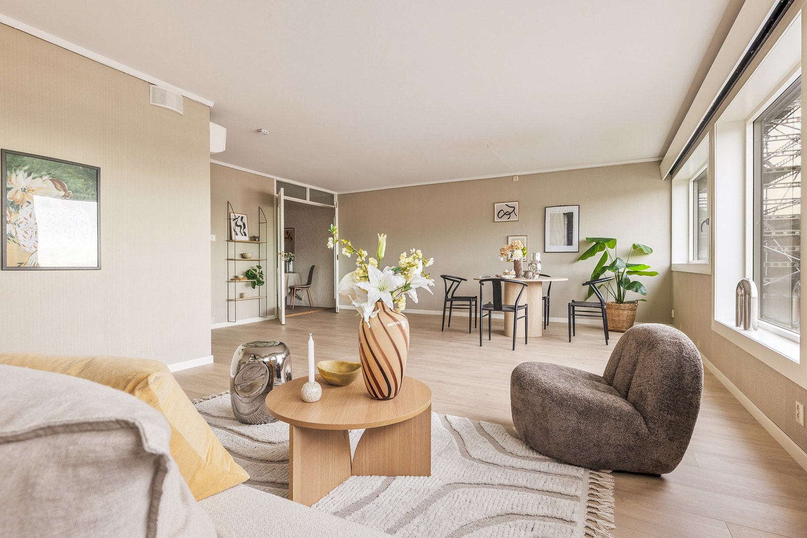 Det er god plass til å innrede i flere soner etter ønske og behov. Galleribilde