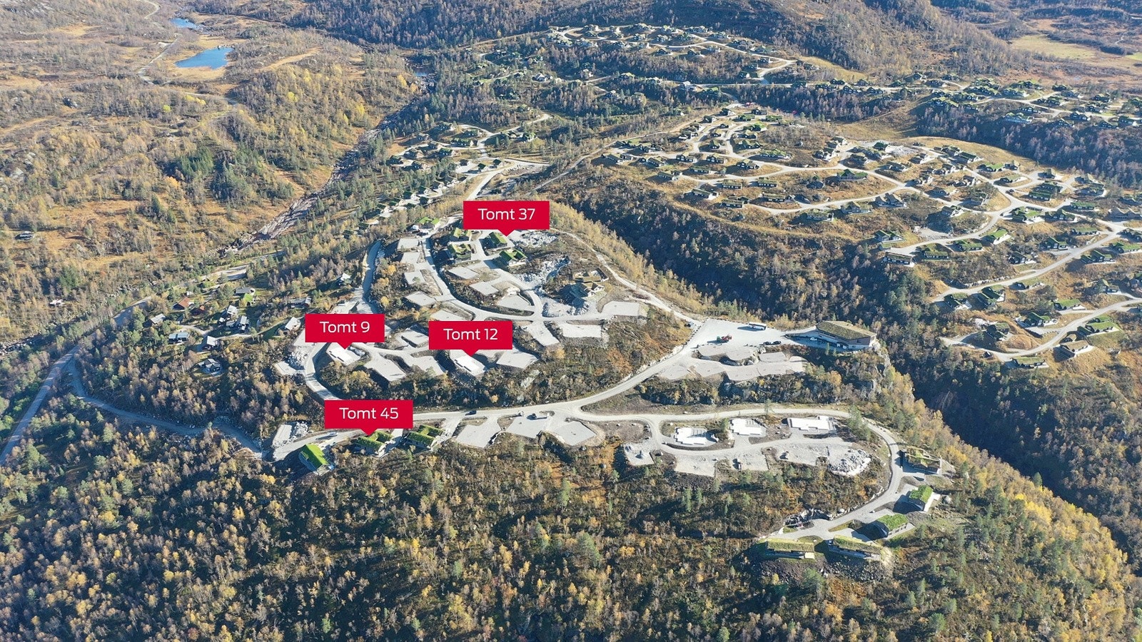 Hønedalen har lenge vært et av Sirdals desidert mest populære hytteområder, og nå dette er siste mulighet for å få seg en ny hytte Fra Øster Hus i dette området! Galleribilde