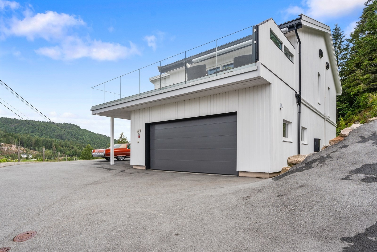 Asfaltert gårdsplass Galleribilde