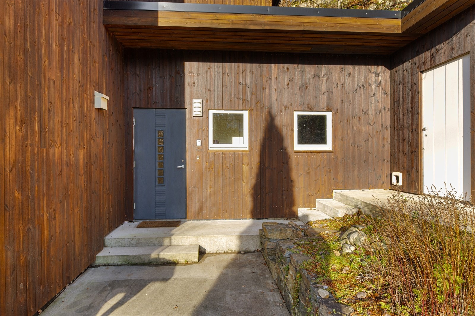 Inngangsparti. Galleribilde