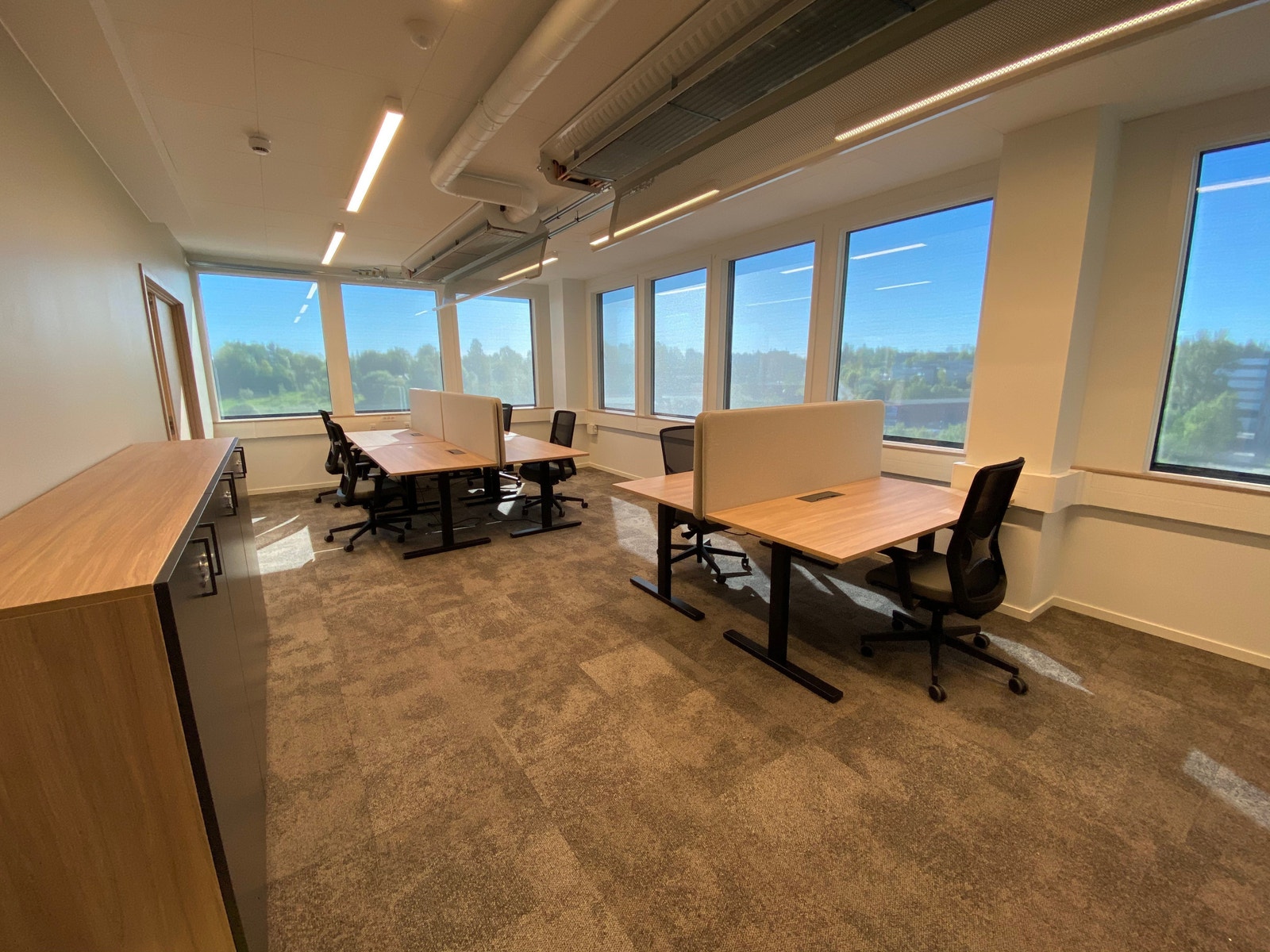 Teamkontor for 6 personer Galleribilde