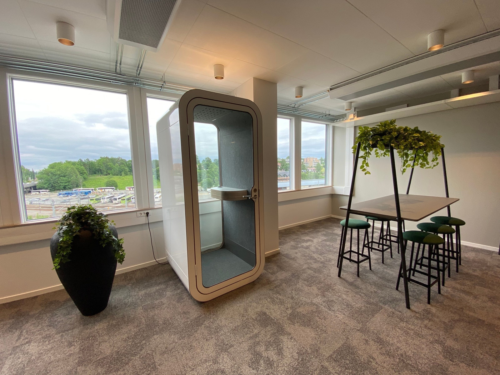 Sosial sone 5 etasje Asker Galleribilde