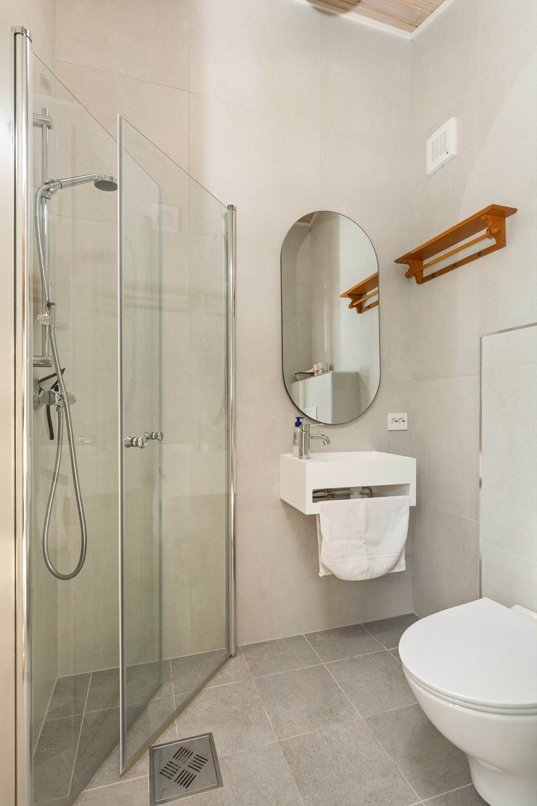 Innredet bod til bad (se informasjon i salgsoppgaven) Galleribilde