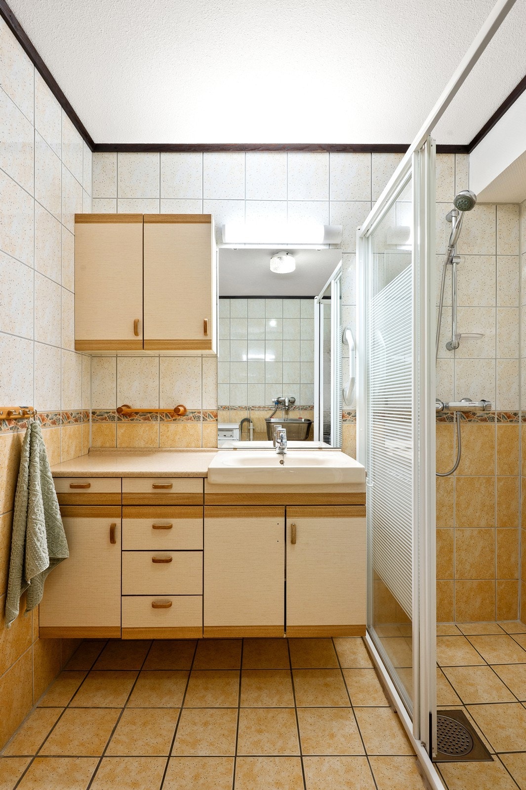 Her på badet er det varmekabler i gulvet for ekstra komfort. Galleribilde