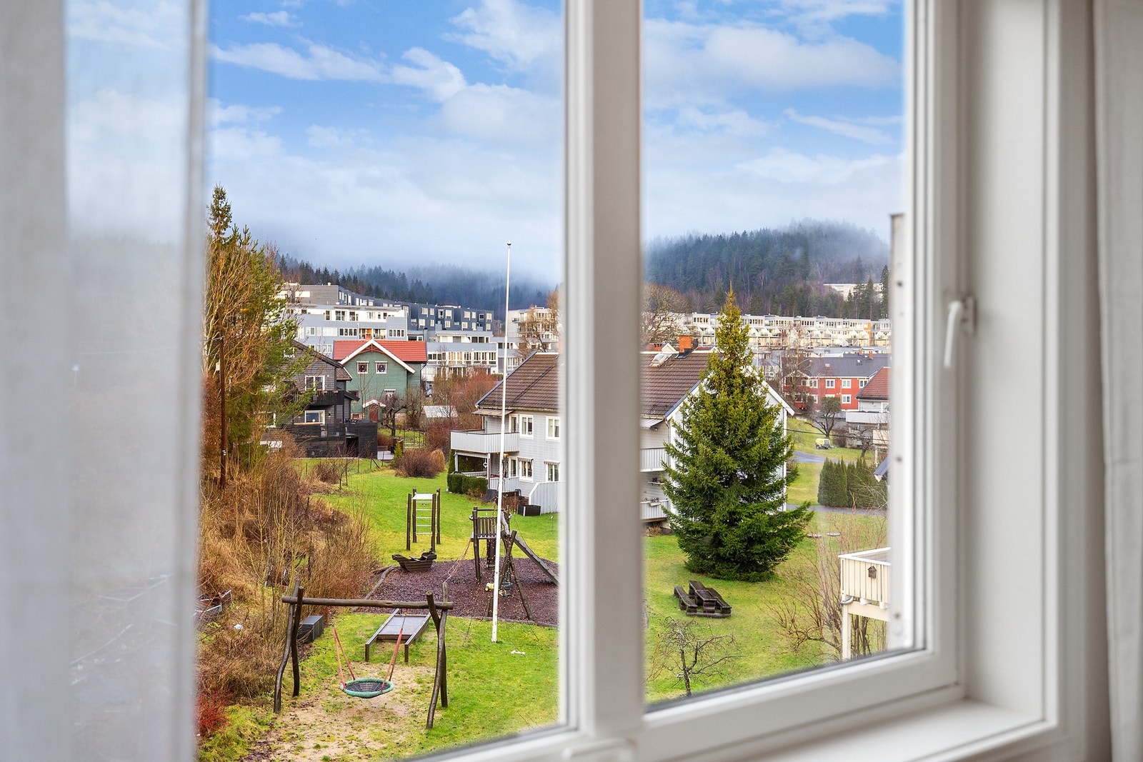 Hyggelig utsikt opp mot Grefsenkleiva og lite innsyn. Galleribilde