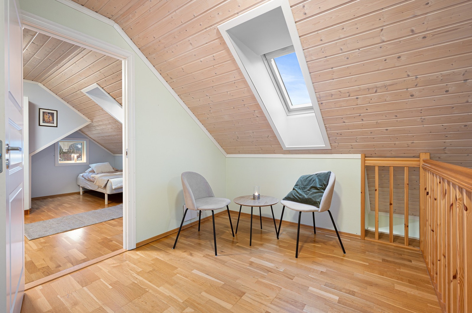 Romslig gang som også kan brukes som kontorplass om ønskelig. Galleribilde