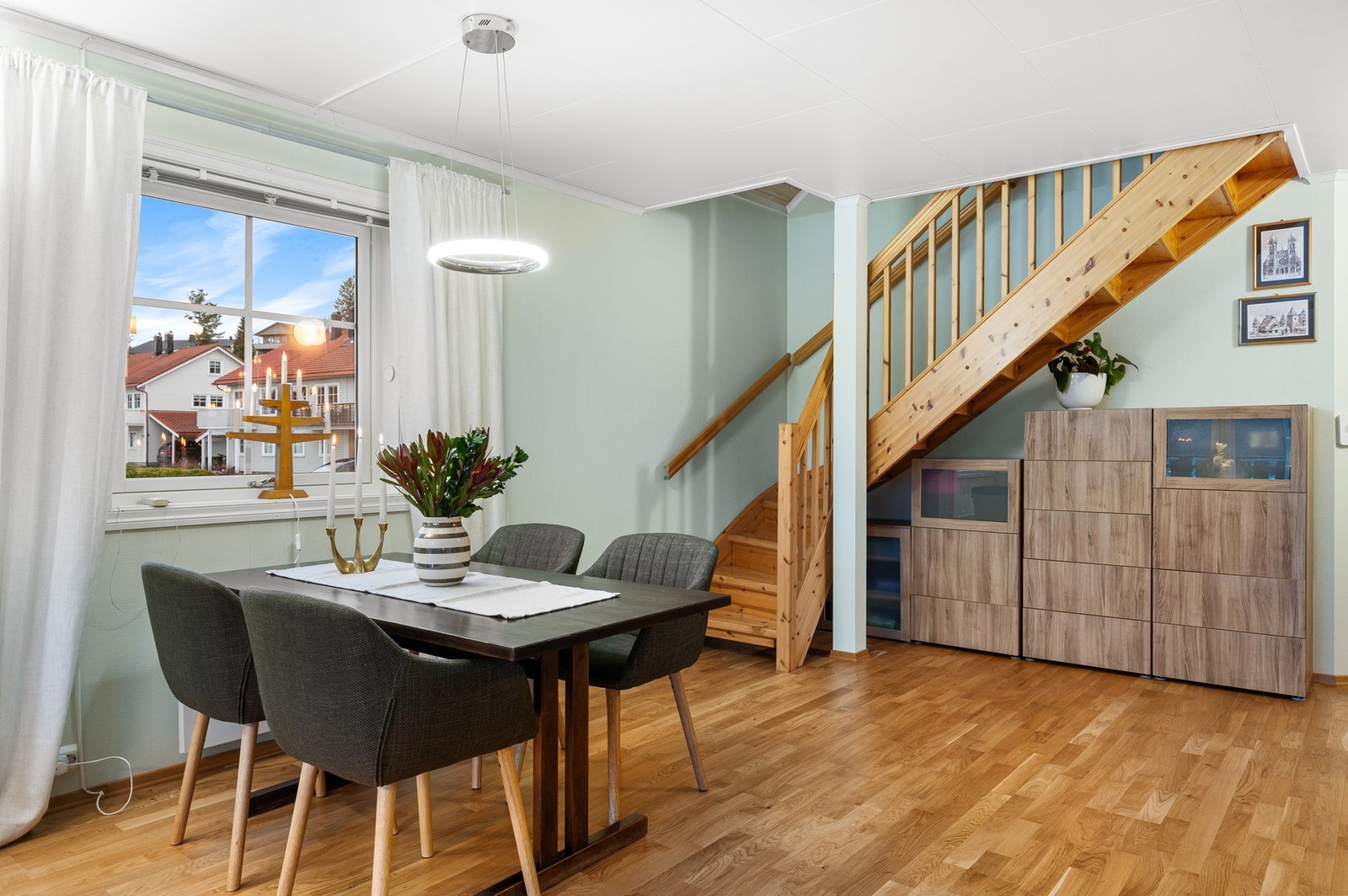 Boligen har utrolig god beliggenhet i feltet. Galleribilde