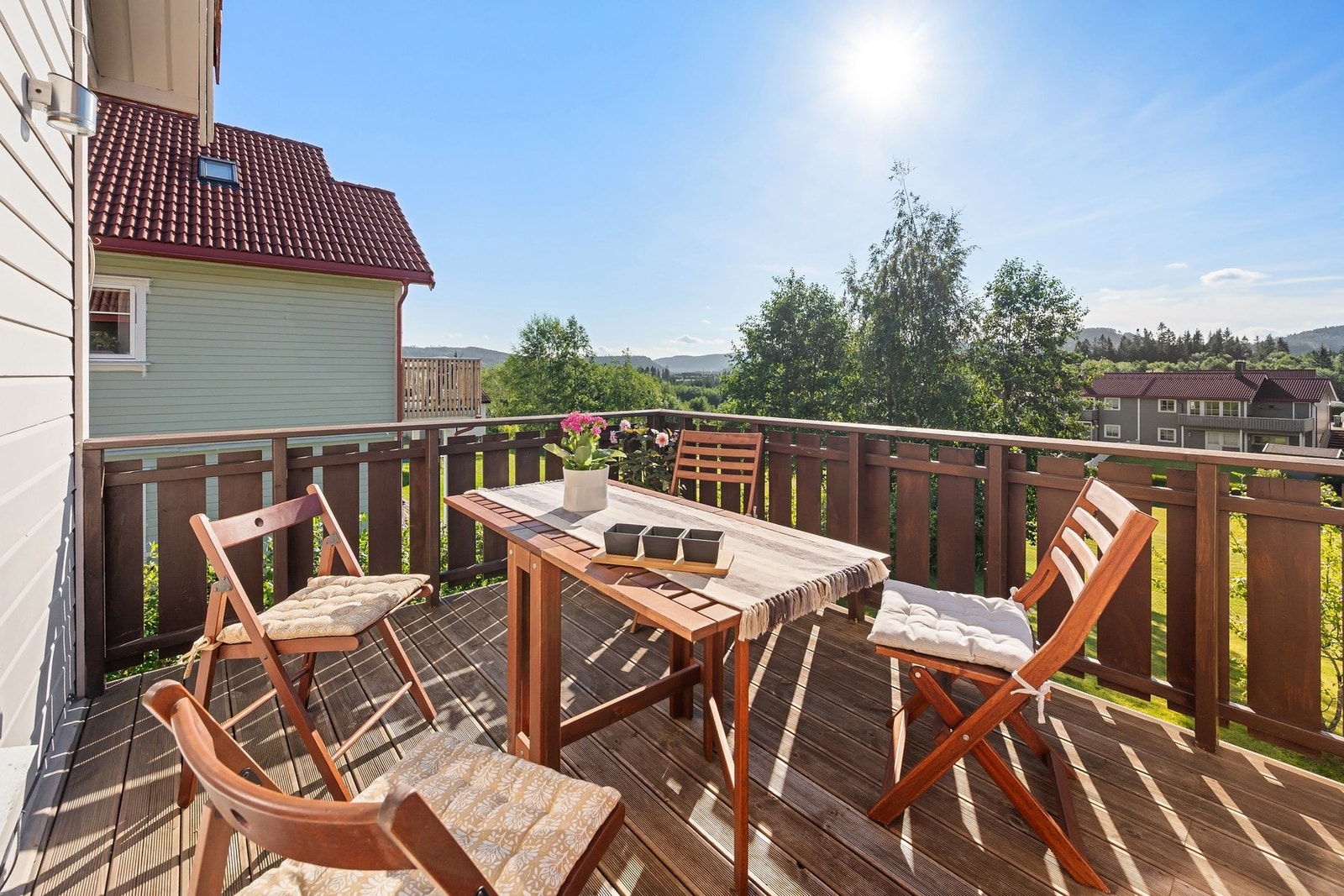 Her sitter man skjermet til fra omgivelsene. Galleribilde