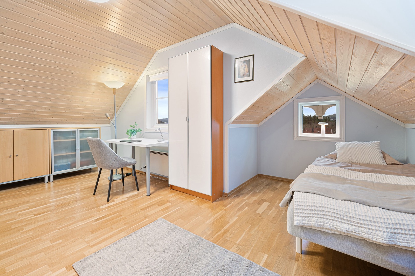 Man kan dele rommet i to om man har behov for flere soverom. Galleribilde