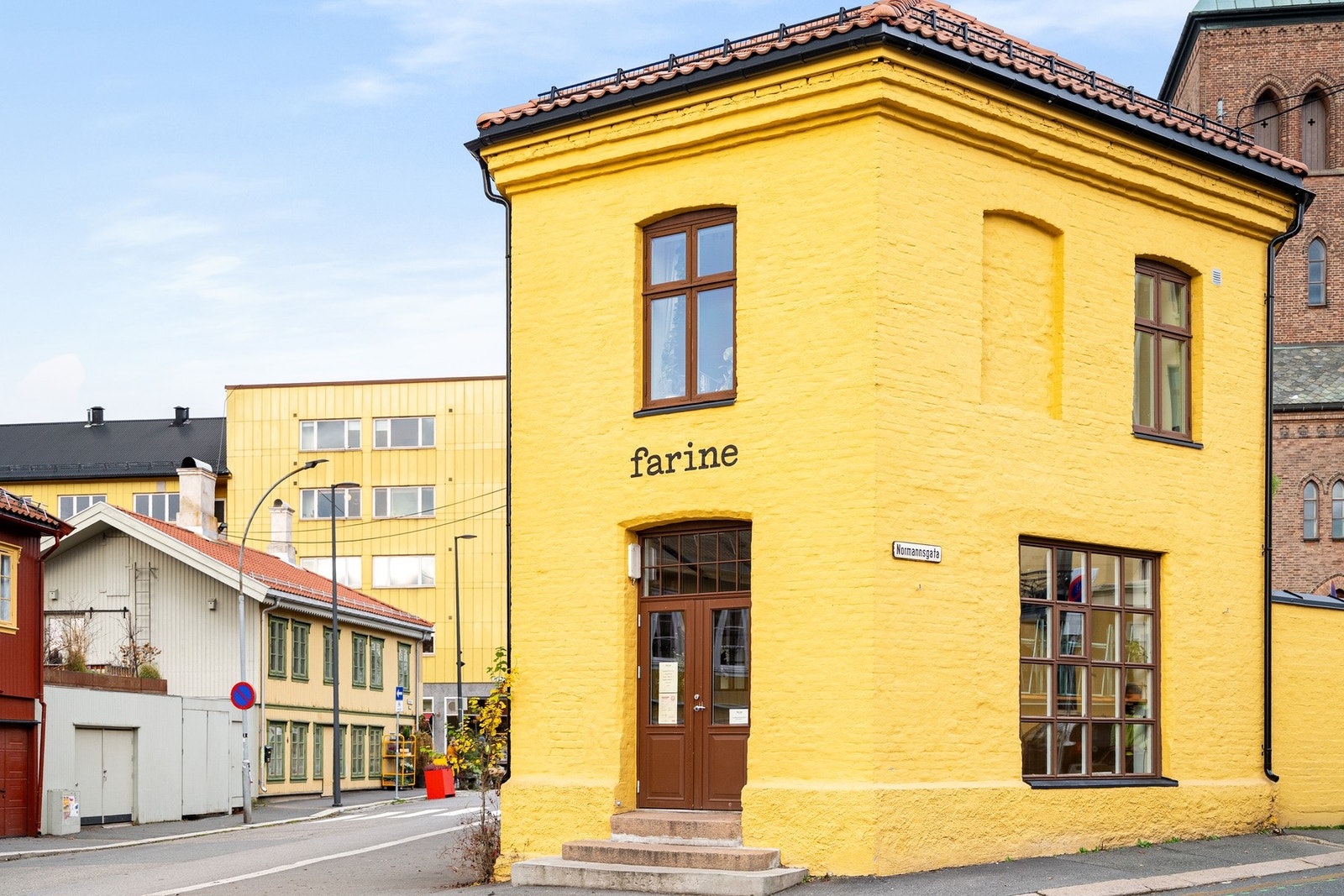 Fariné bakeri & spiseri i hjertet av Kampen ved. Thorbjørn Egners Plass. Dette har blitt en go- to for flere i området Galleribilde