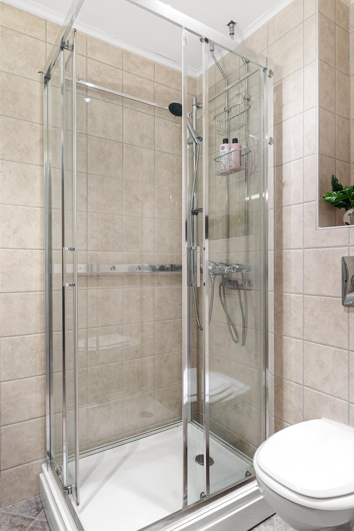 Varmtvann er inkludert i felleskostnadene Galleribilde