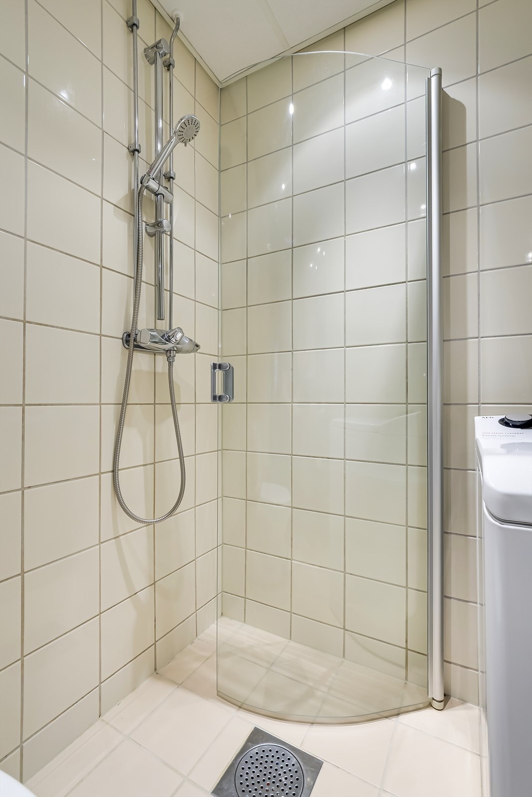 I hjørnet har du opplegg til vaskemaskin. Galleribilde