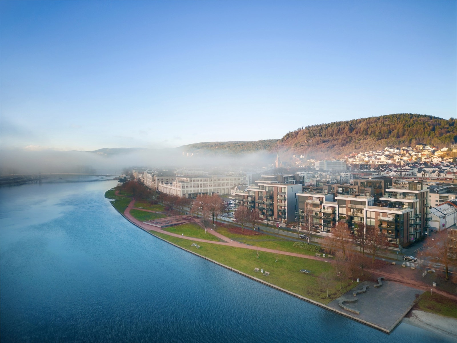 Meget pendlervennlig leilighet med kort gangavstand til bussholdeplass, kort gangavstand til Drammen togstasjon og Brakerøya togstasjon Galleribilde