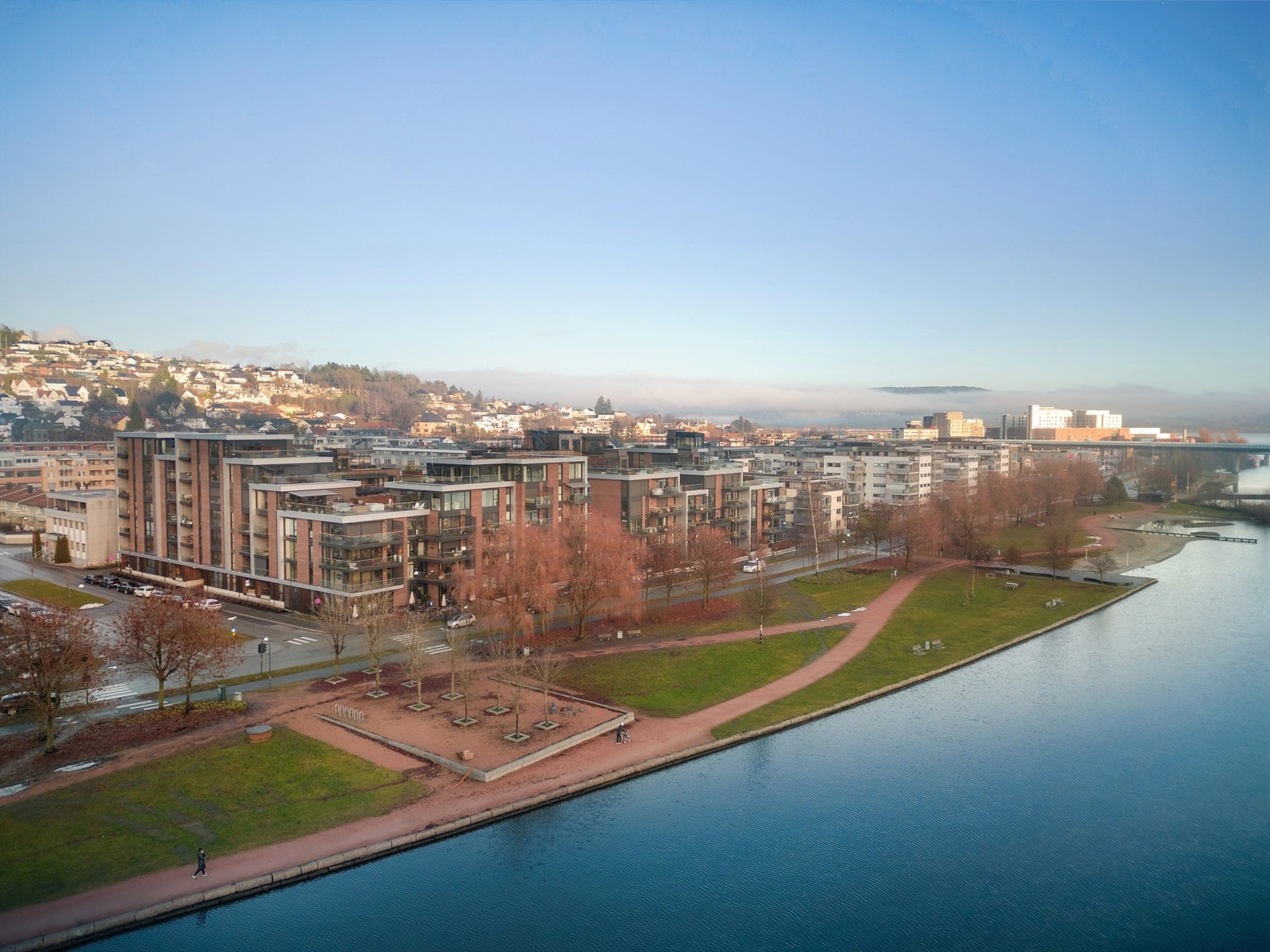 Bo midt i byen med alt i kort gangavstand og flotte turmuligheter i Bragernesåsen, Drammensmarka og Elveparken Galleribilde