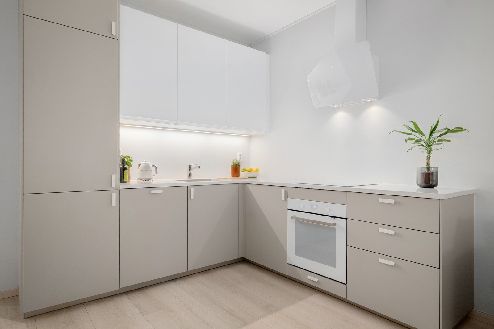 Lekkert kjøkken som ble pusset opp i 2024. Galleribilde