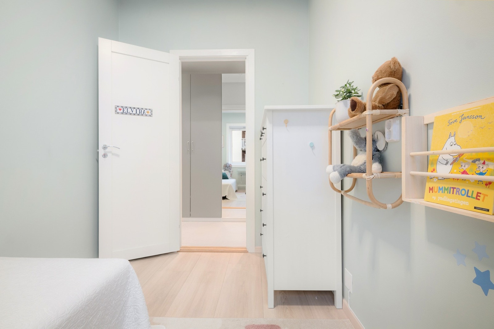 Gjør seg godt som gjesterom, barnerom, eller kontor. Galleribilde