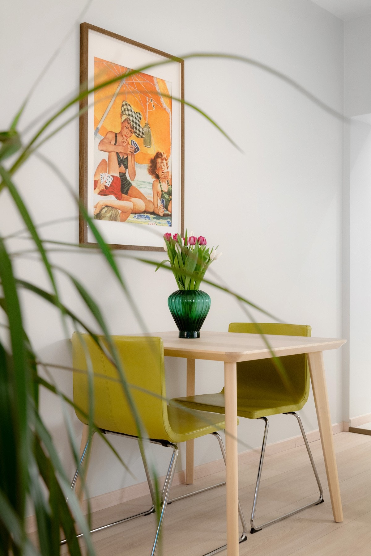 Godt med plass til et spisebord i tilknytning til kjøkkenetet. Galleribilde