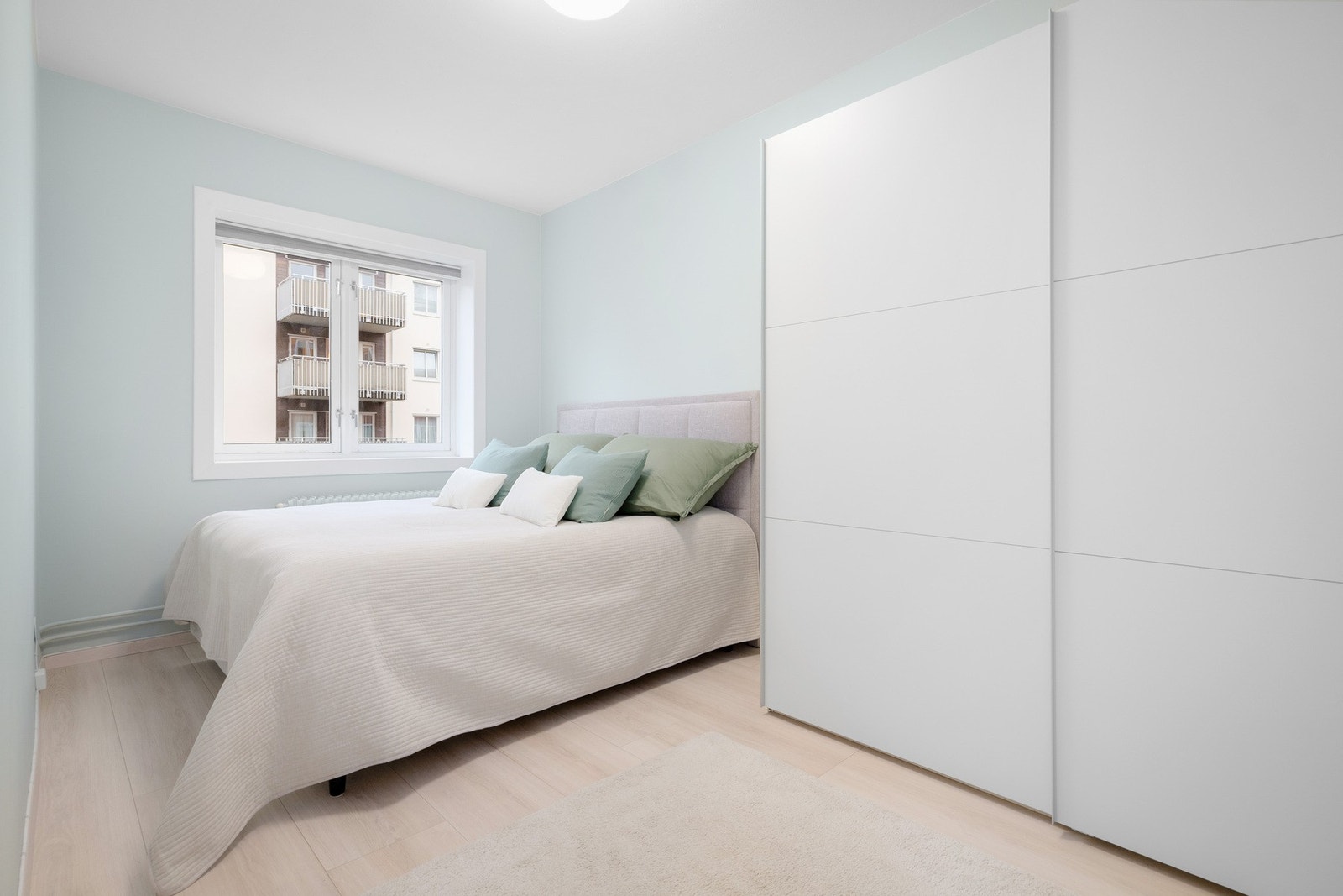 Romslig hovedsoverom av god størrelse. Galleribilde