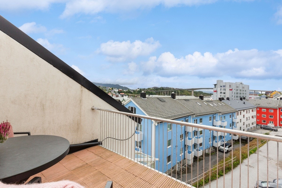 Altanen har ettermiddagssol Galleribilde