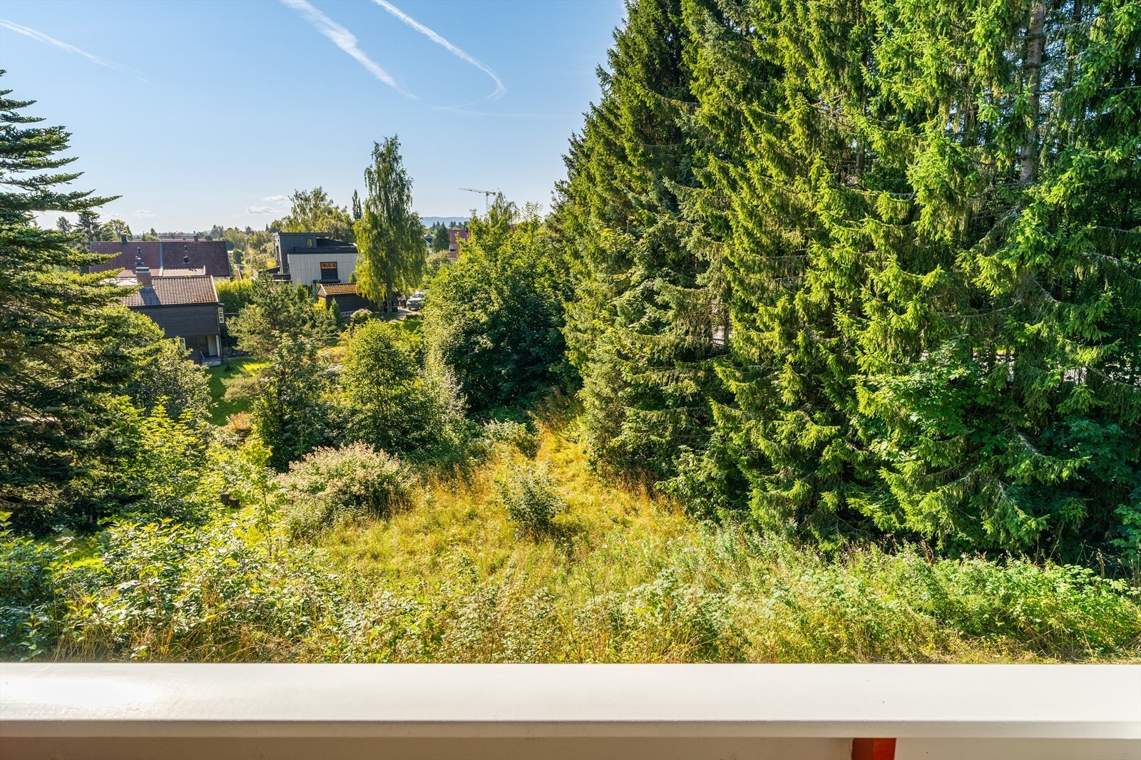 Ca 500 kvm av tomtens sørligste del er grønnstruktur Galleribilde