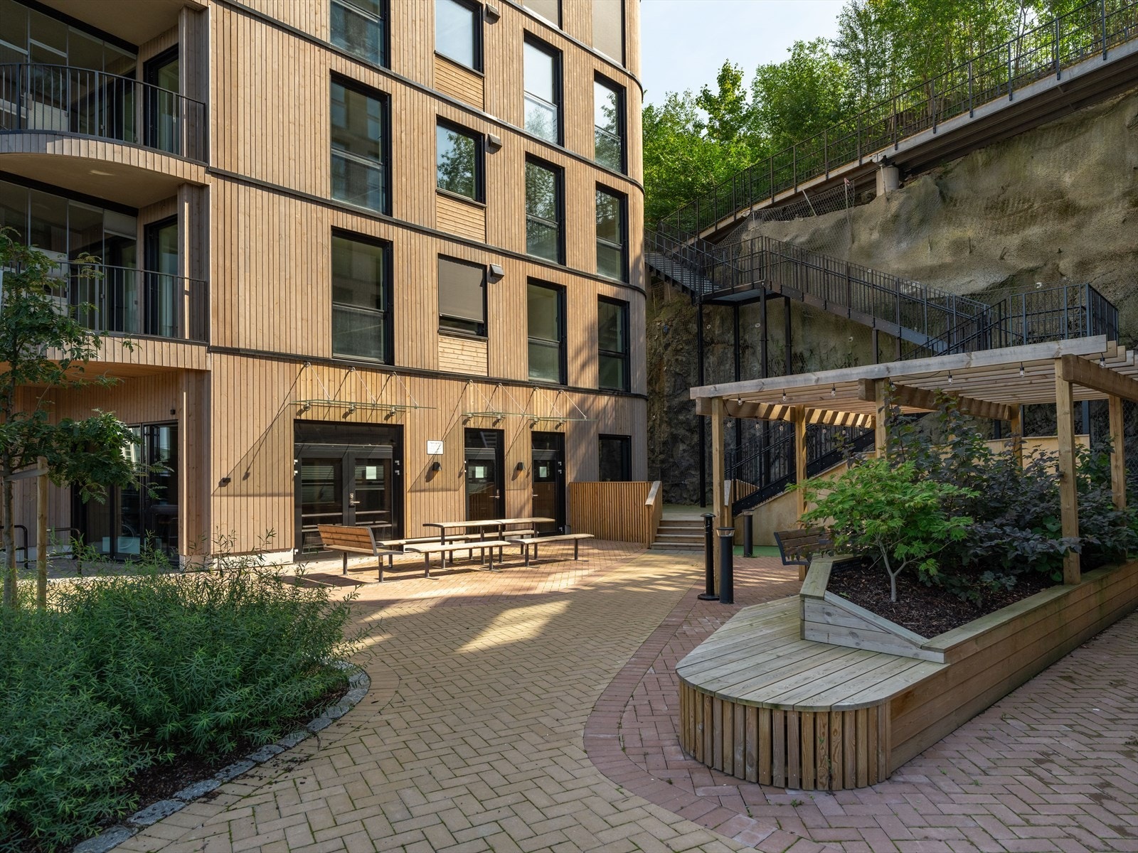 Hyggelige og moderne fellesareal gjør det trivelig å komme hjem! Fyrstikkbakken 14 er nominert til Oslo Bys Arkitekturpris 2025 og
Statens pris for arkitektur 2025! Galleribilde