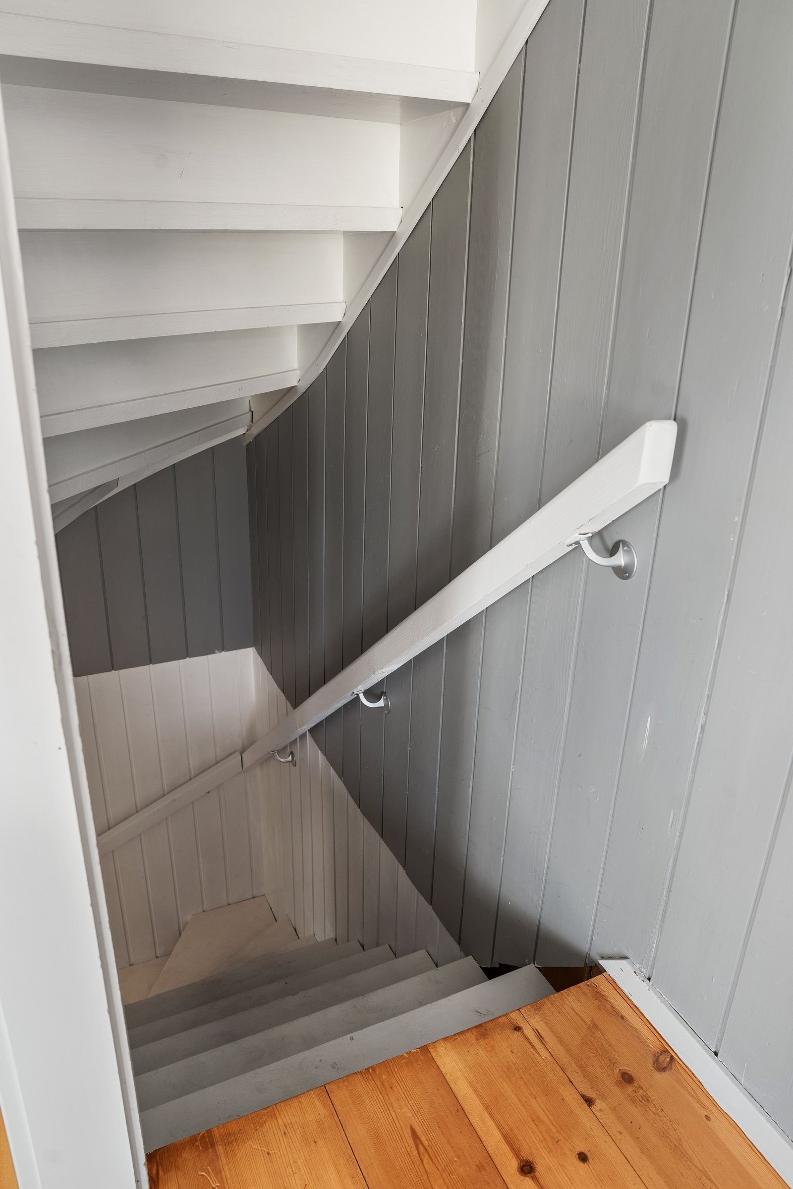 Trappa ned til kjeller Galleribilde