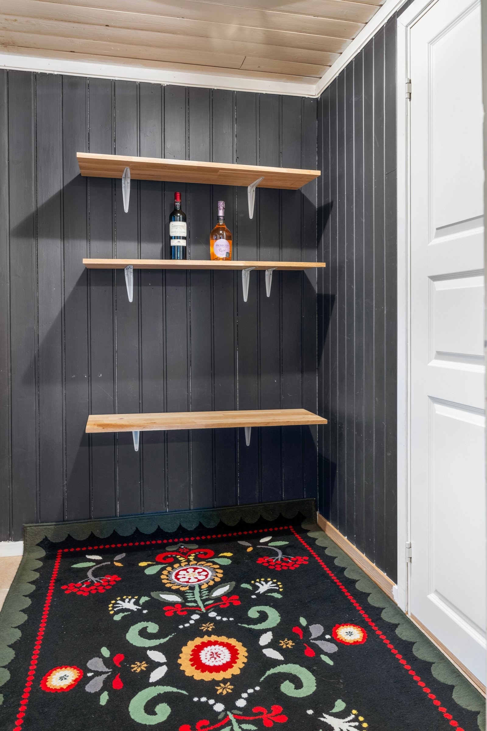 Gang i kjeller Galleribilde