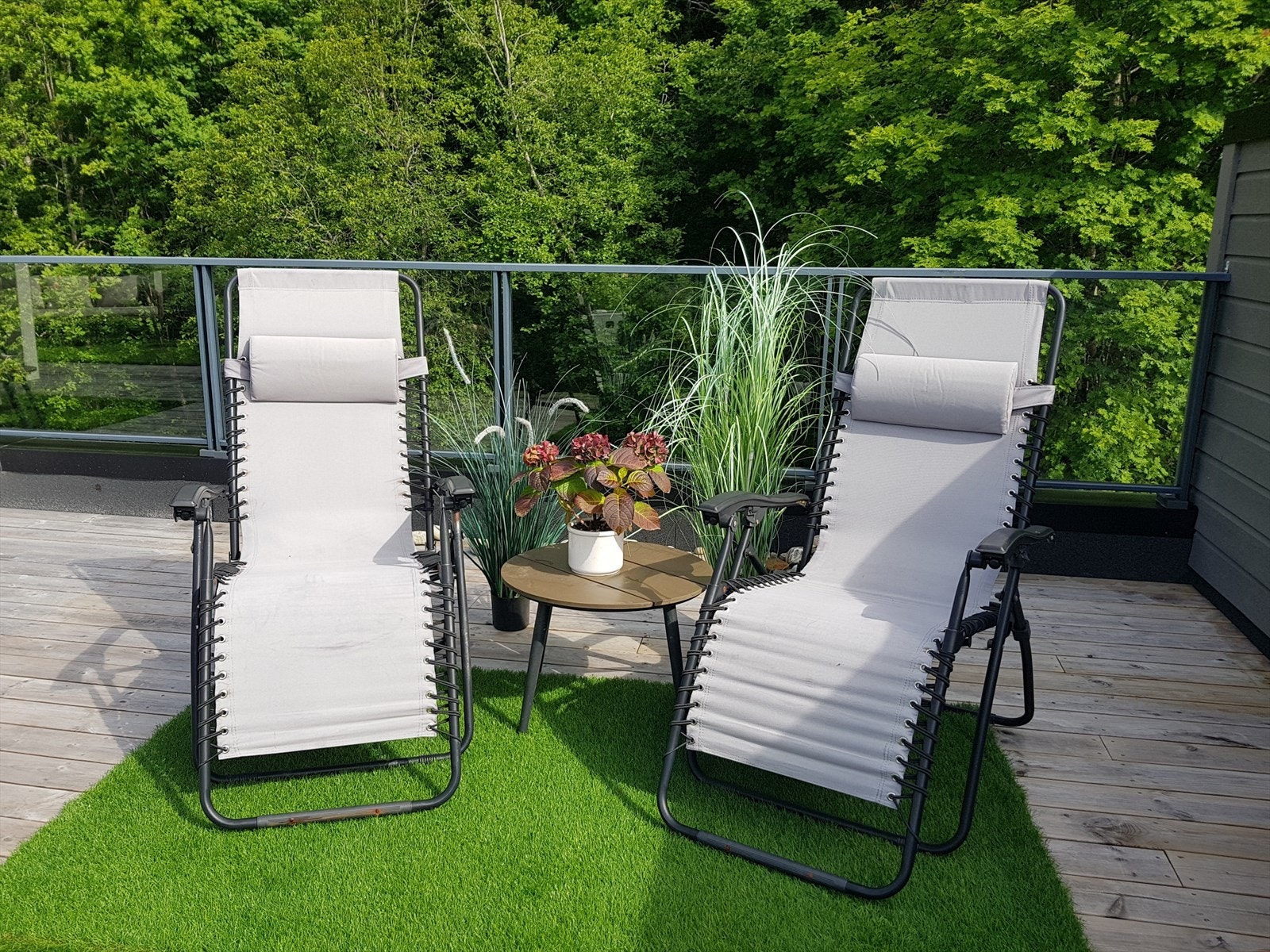Terrassen har utallige møbleringsmuligheter. (privat bilde) Galleribilde