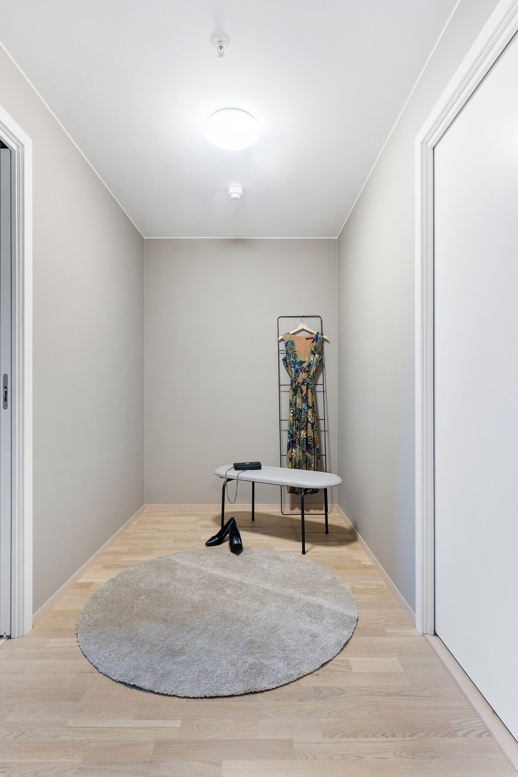 Garderoberom Galleribilde