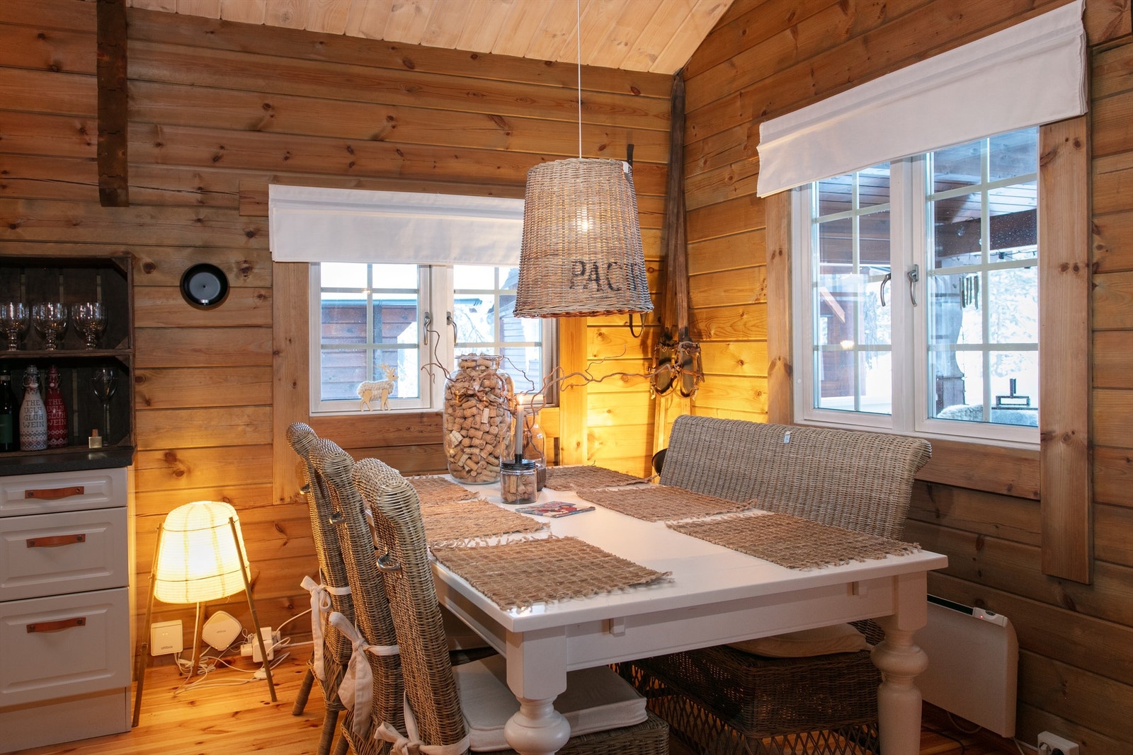 Det er god plass til spisestue i tilknytning til kjøkkenet Galleribilde