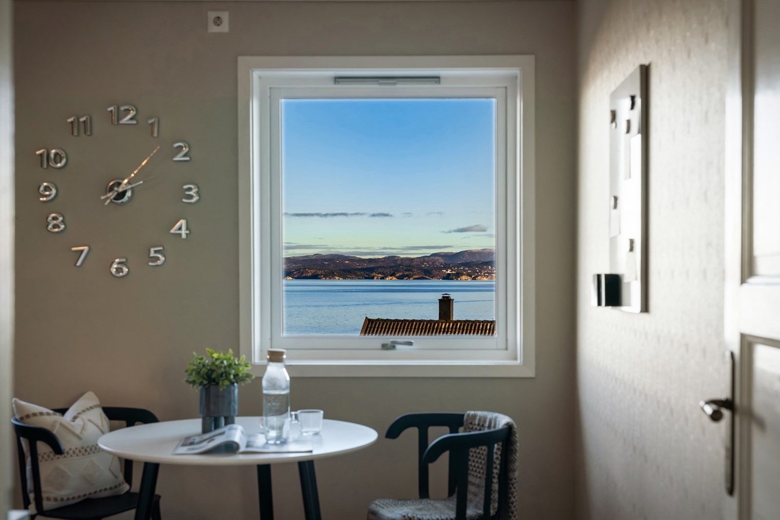 - Vi beveger oss inn mot kjøkkenet - Galleribilde