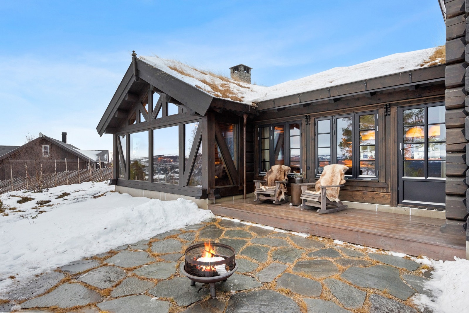 Helhetsinntrykket av eksklusivitet, lunt og svært innbydende. Galleribilde