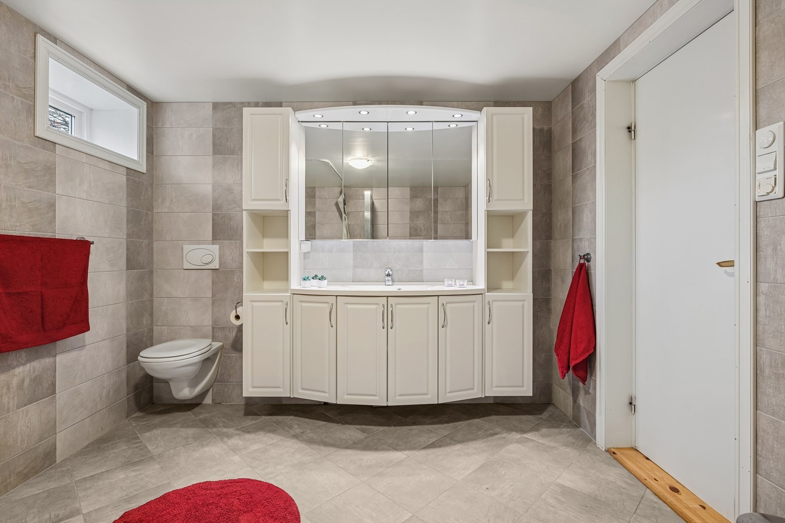 Bad i underetasjen står oppført som lager på originale tegninger Galleribilde