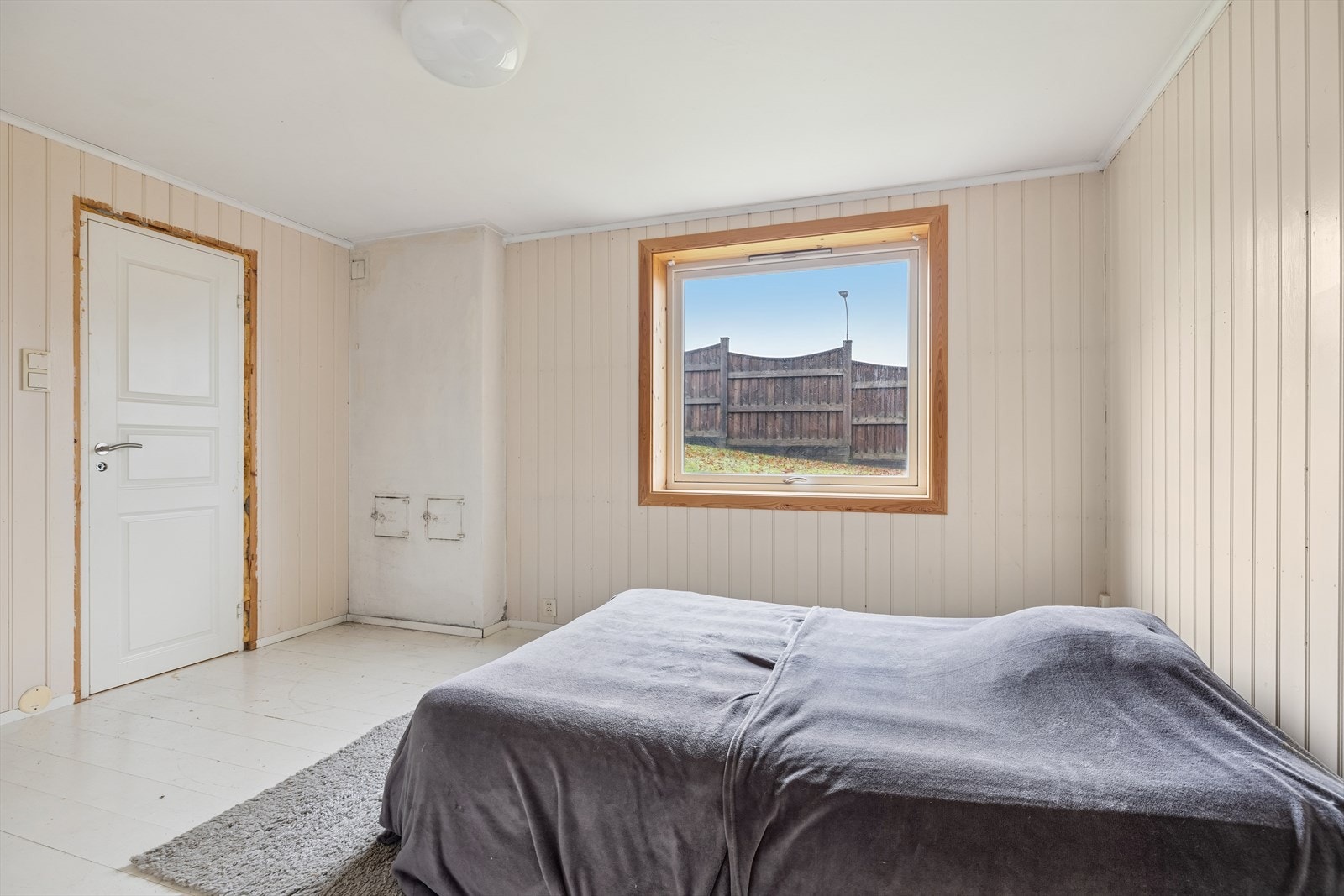 Soverom i underetasjen (står som hybel på originale tegninger) Galleribilde