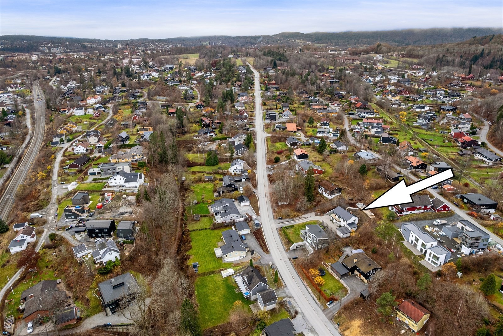 En attraktiv bolig i et trygt og etterspurt nabolag. Galleribilde