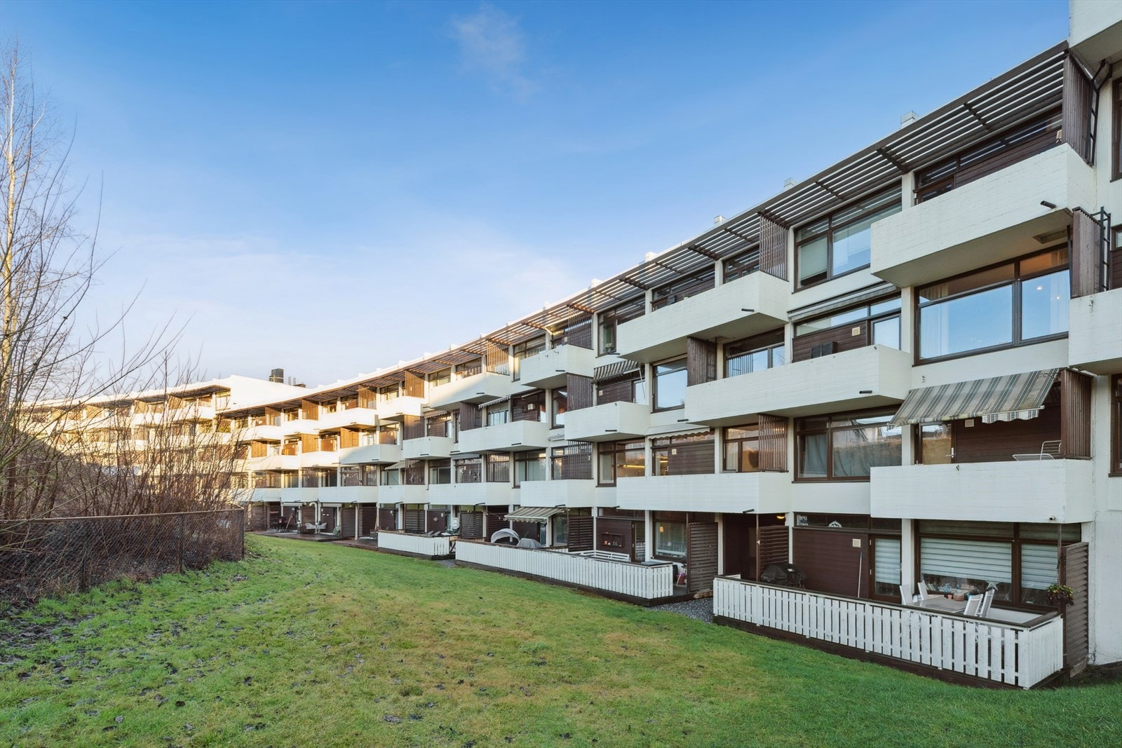 Leiligheten ligger i byggets andre etasje. Galleribilde