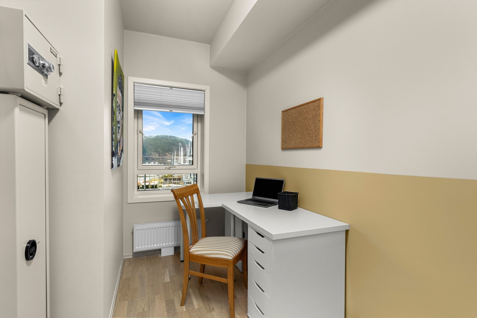 Soverom 2 på 8,2kvm. Galleribilde